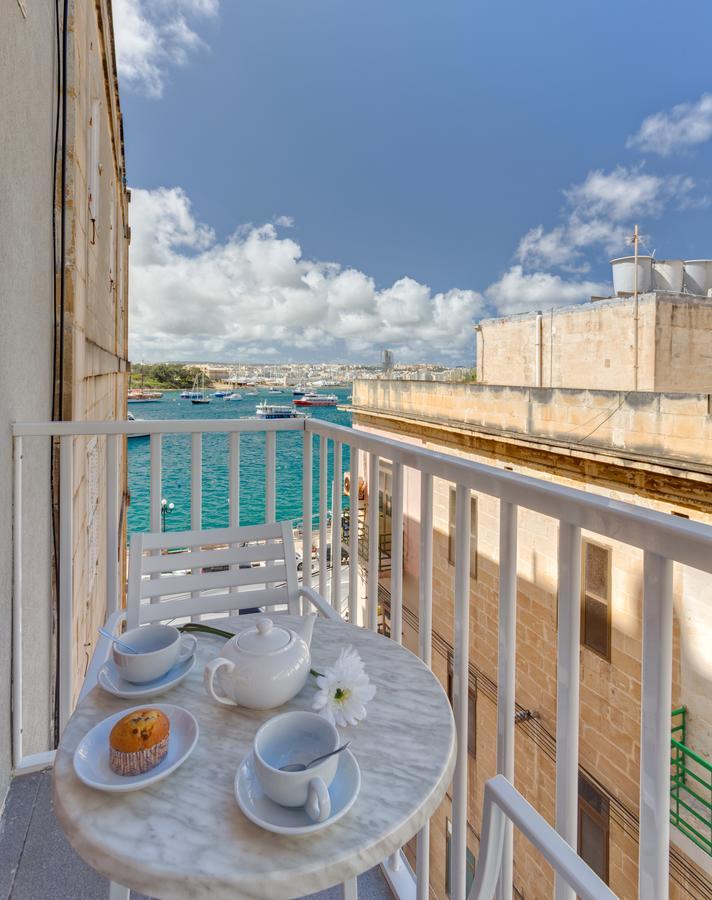 La Rive Apartment Слима Экстерьер фото